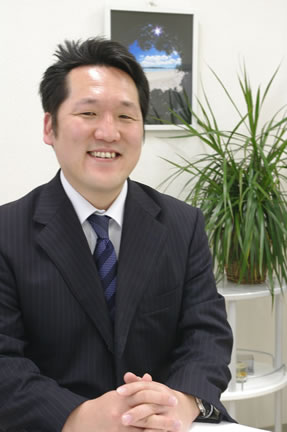 サインポスト代表　岩崎 晃一